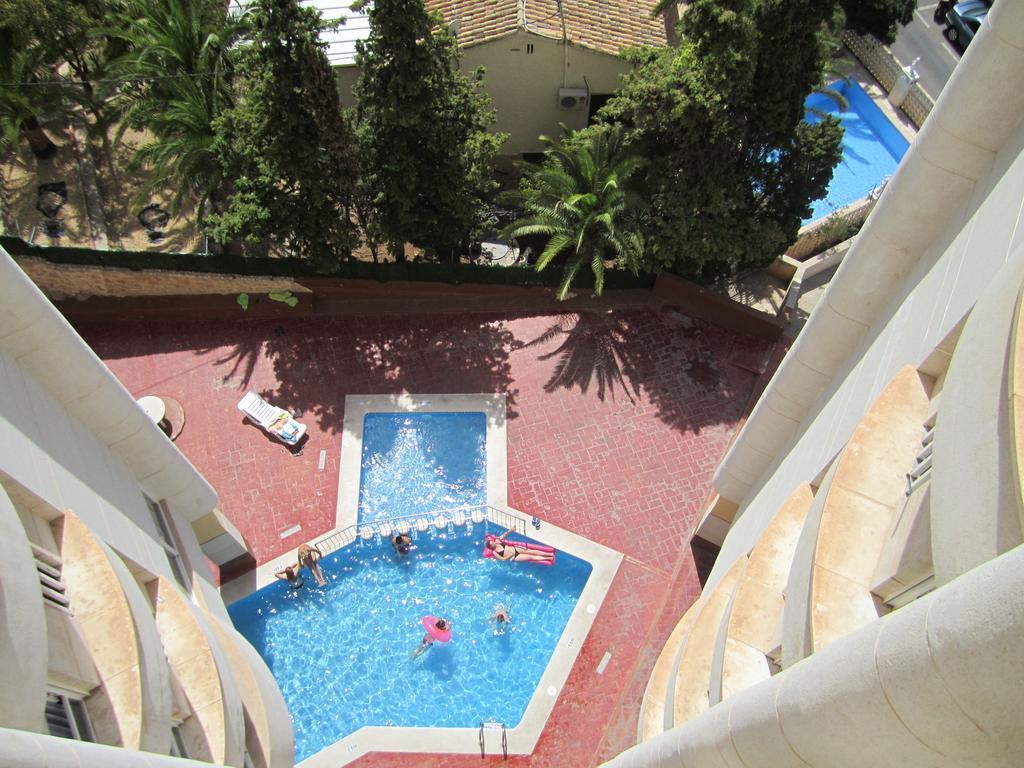 Holiday Apartment 5 Min To Levante Beach Benidorm Dış mekan fotoğraf