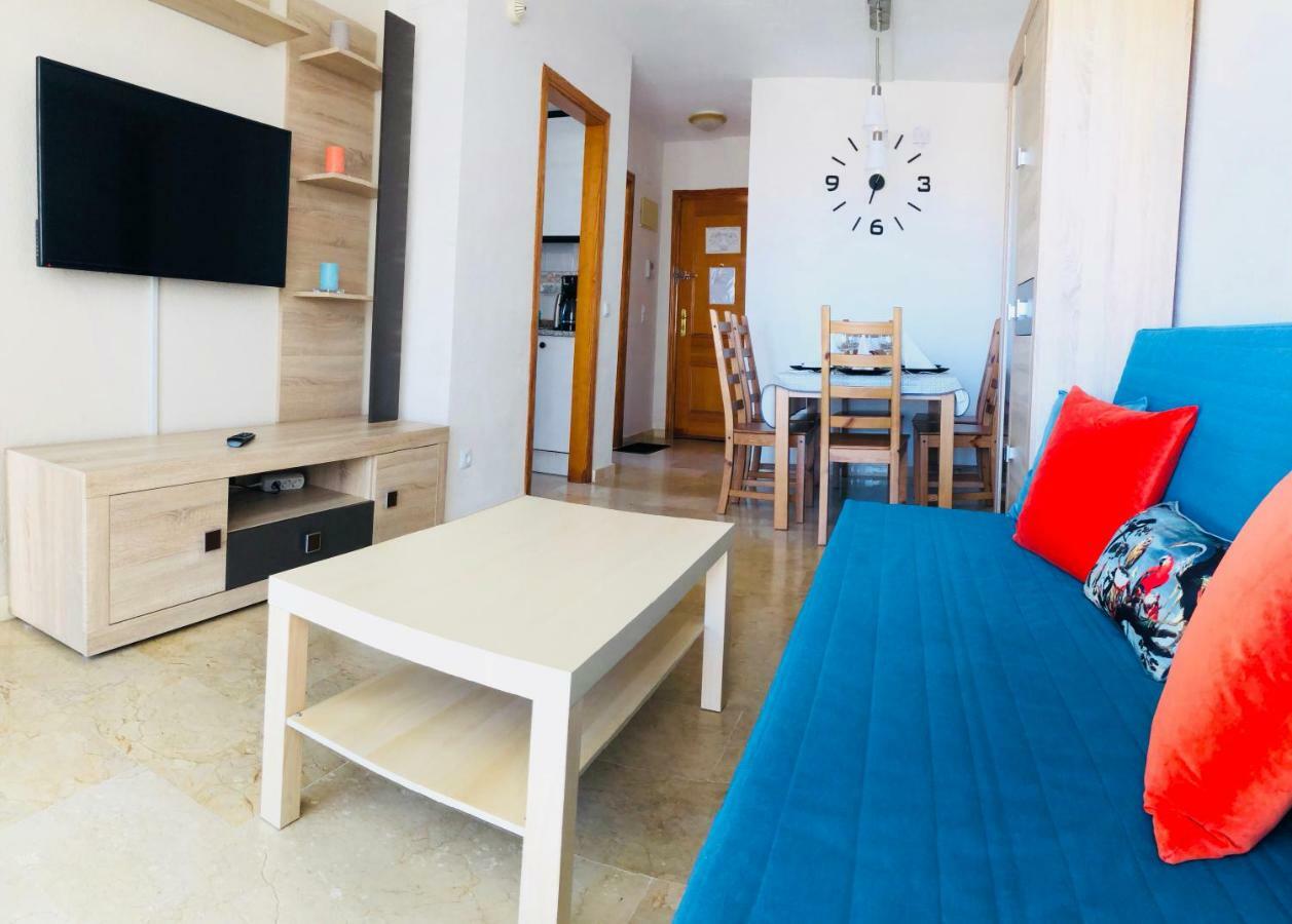 Holiday Apartment 5 Min To Levante Beach Benidorm Dış mekan fotoğraf
