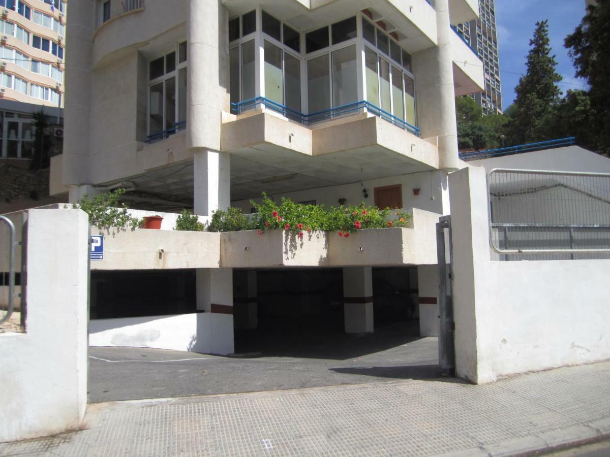 Holiday Apartment 5 Min To Levante Beach Benidorm Dış mekan fotoğraf